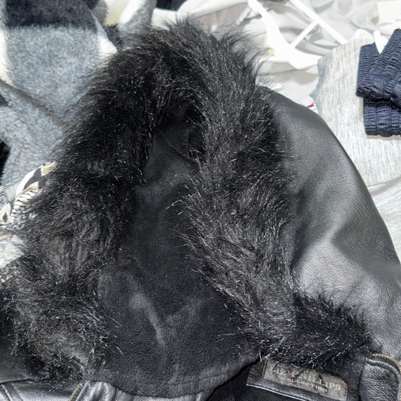 Leather jacket - Picture 12 of 13